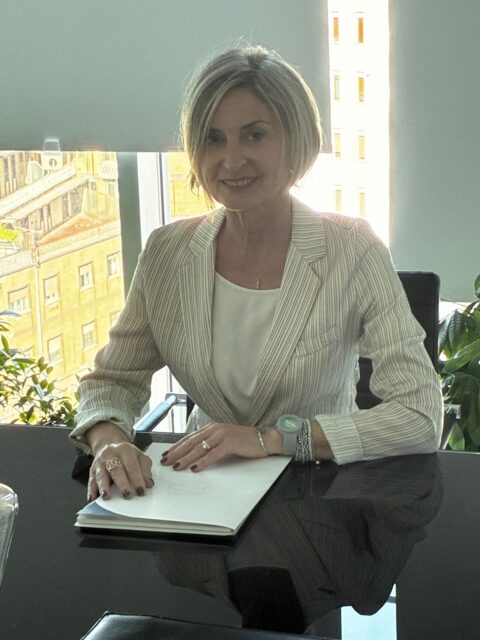 Avv. Esther Villani
